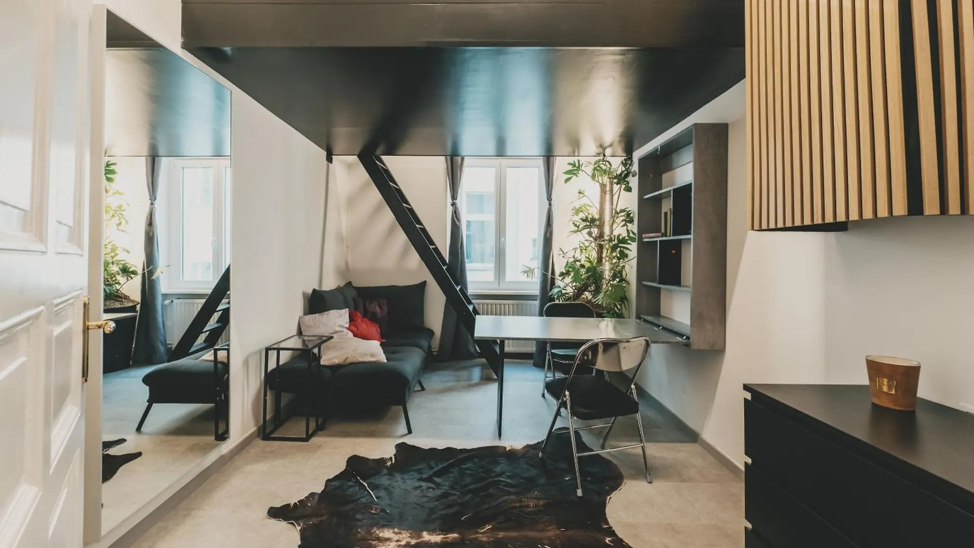 Apartamento Altbau-Loft Fuer 12 Personen Am Alexanderplatz Berlín Alemania